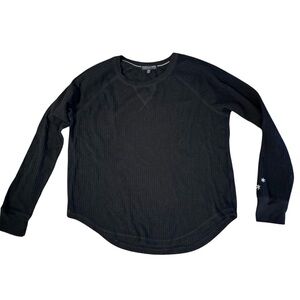 PJ salvage women’s black waffle snowflake top size M excellent condition.